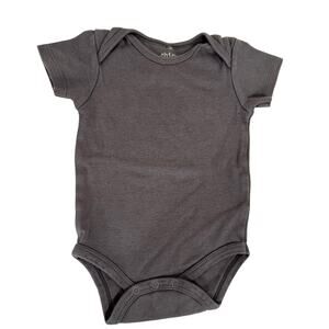 Chick Pea Gray Short Sleeve Bodysuit Size 6-9 Months
